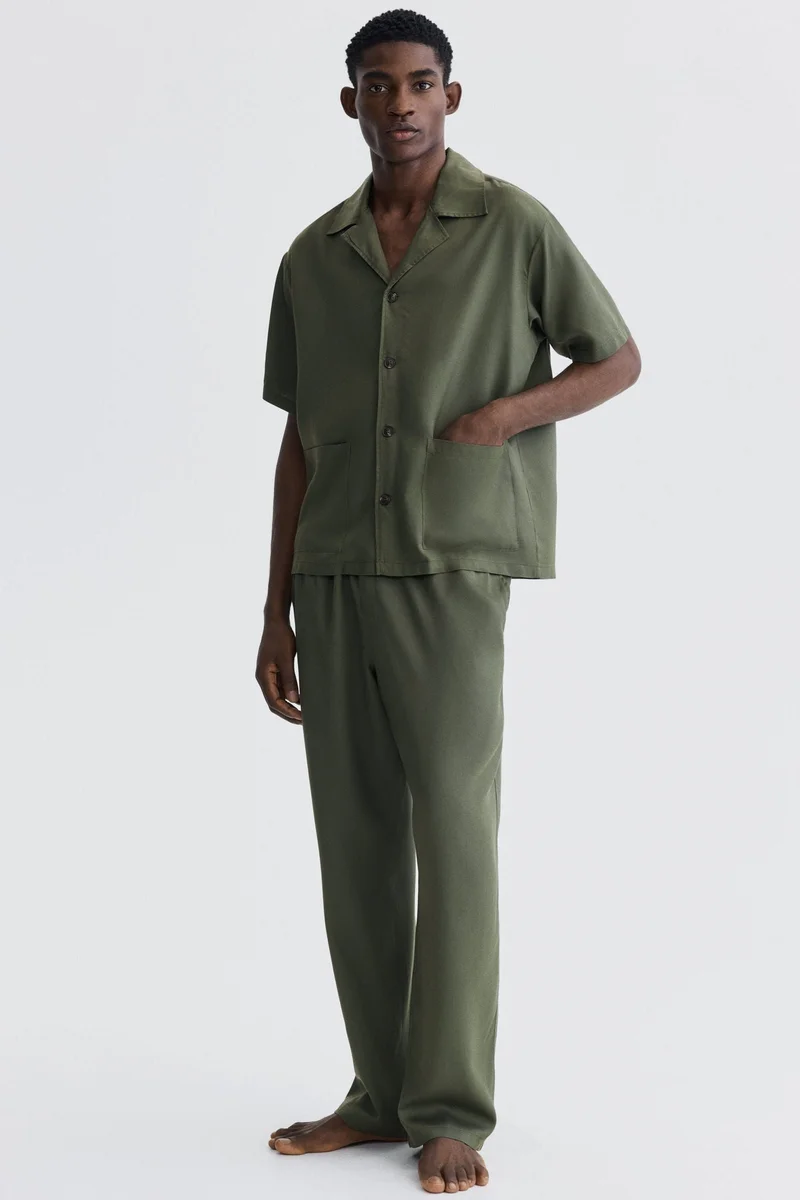 اتش اند ام قميص ريزورت بقصة مريحة